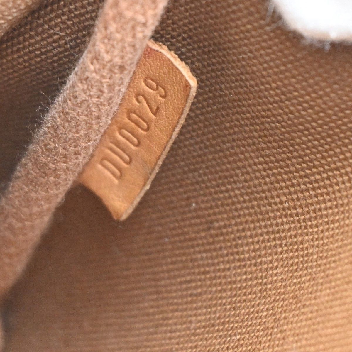 Louis Vuitton Louis Vuitton Eva Handbag Monogram Canvas Size ONE SIZE - 7 Thumbnail