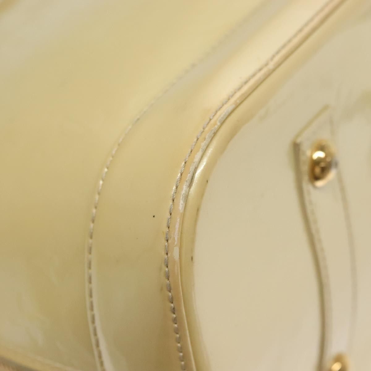 Louis Vuitton Louis Vuitton Alma Handbag Monogram Vernis Size ONE SIZE - 9 Thumbnail