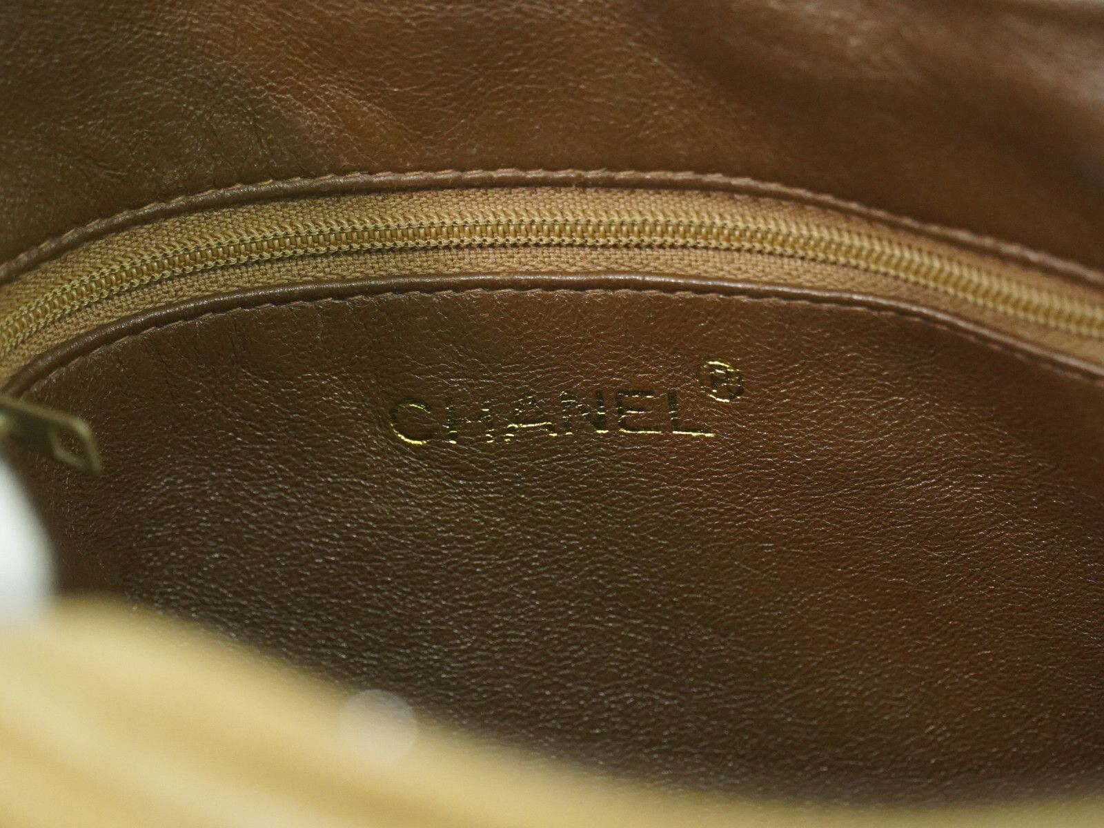 Chanel Chanel Vintage Diamond CC Camera Bag Quilted Leather Size ONE SIZE - 6 Thumbnail
