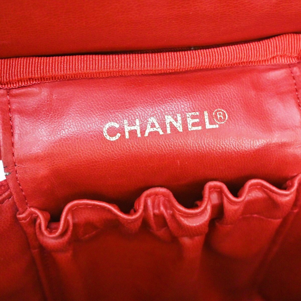 Chanel Chanel Vintage Timeless Cosmetic Case Caviar Size ONE SIZE - 6 Thumbnail