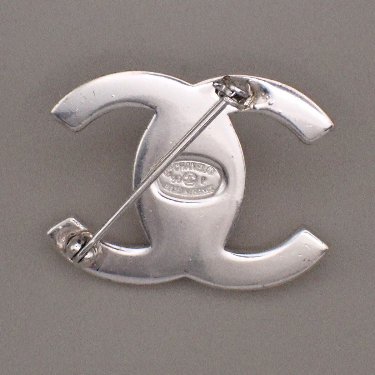 Chanel Chanel Vintage CC Turnlock Brooch Metal Size ONE SIZE - 5 Thumbnail