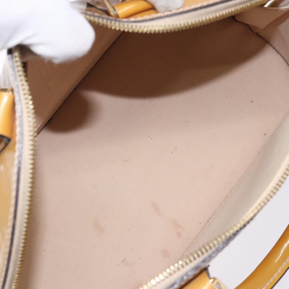 Louis Vuitton Louis Vuitton Alma Handbag Patent Leather Size ONE SIZE - 5 Thumbnail