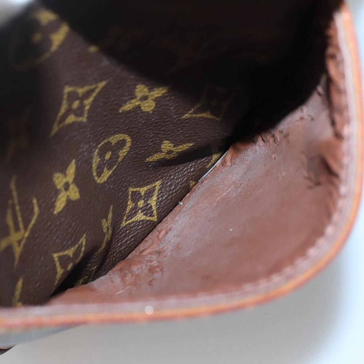 Louis Vuitton Louis Vuitton Danube 15 Crossbody Bag Monogram Canvas Size ONE SIZE - 6 Thumbnail