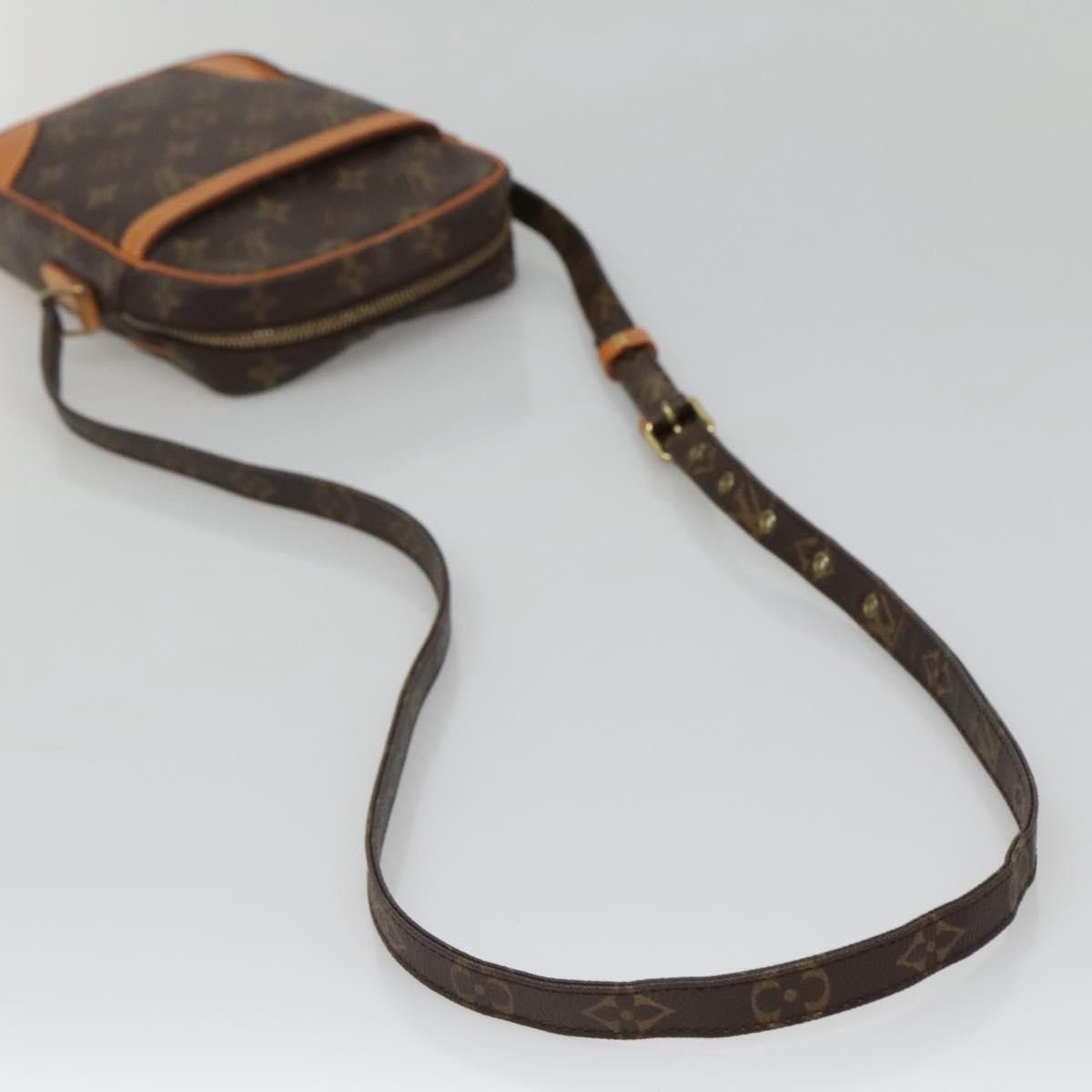 Louis Vuitton Louis Vuitton Danube 15 Crossbody Bag Monogram Canvas Size ONE SIZE - 10 Thumbnail