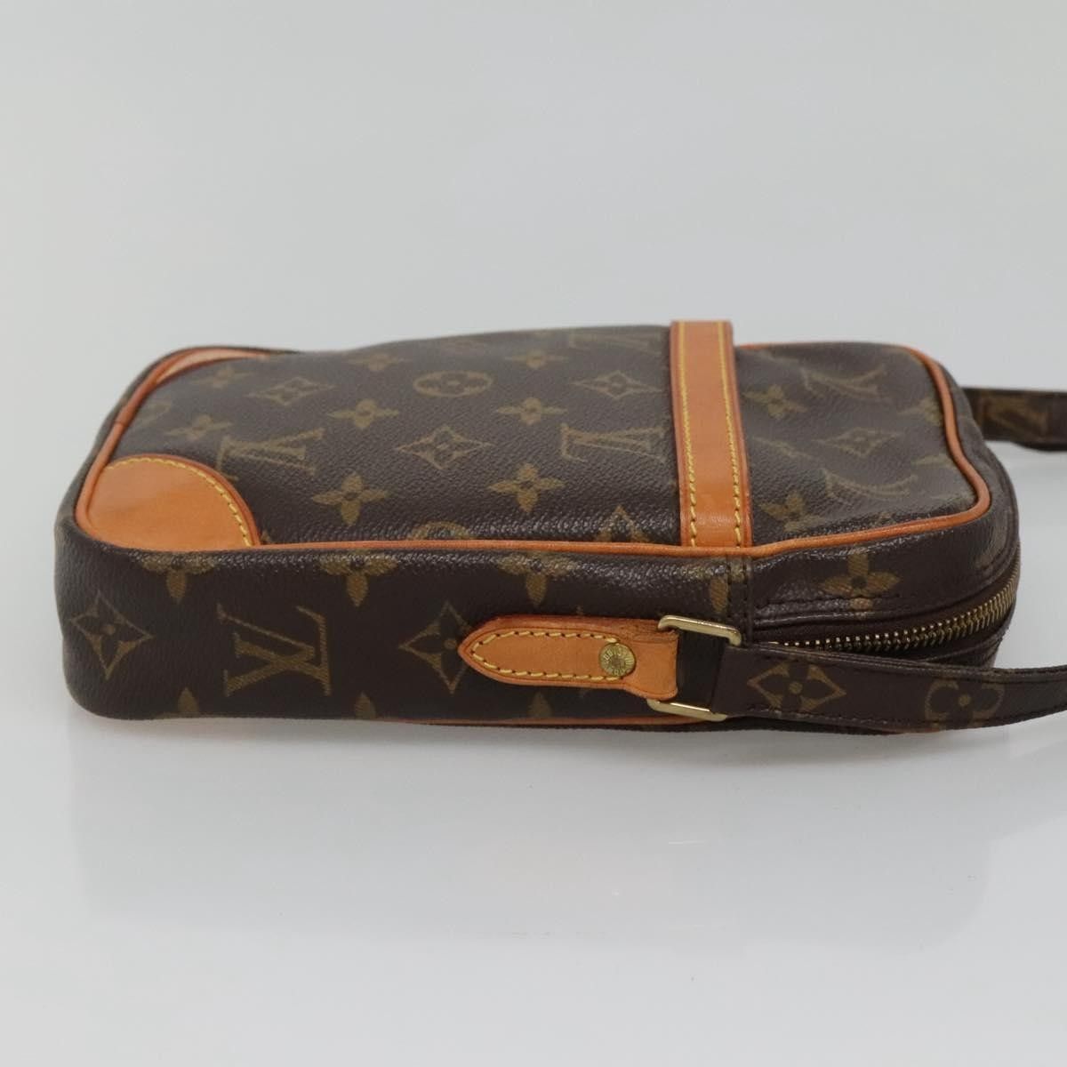 Louis Vuitton Louis Vuitton Danube 15 Crossbody Bag Monogram Canvas Size ONE SIZE - 4 Thumbnail