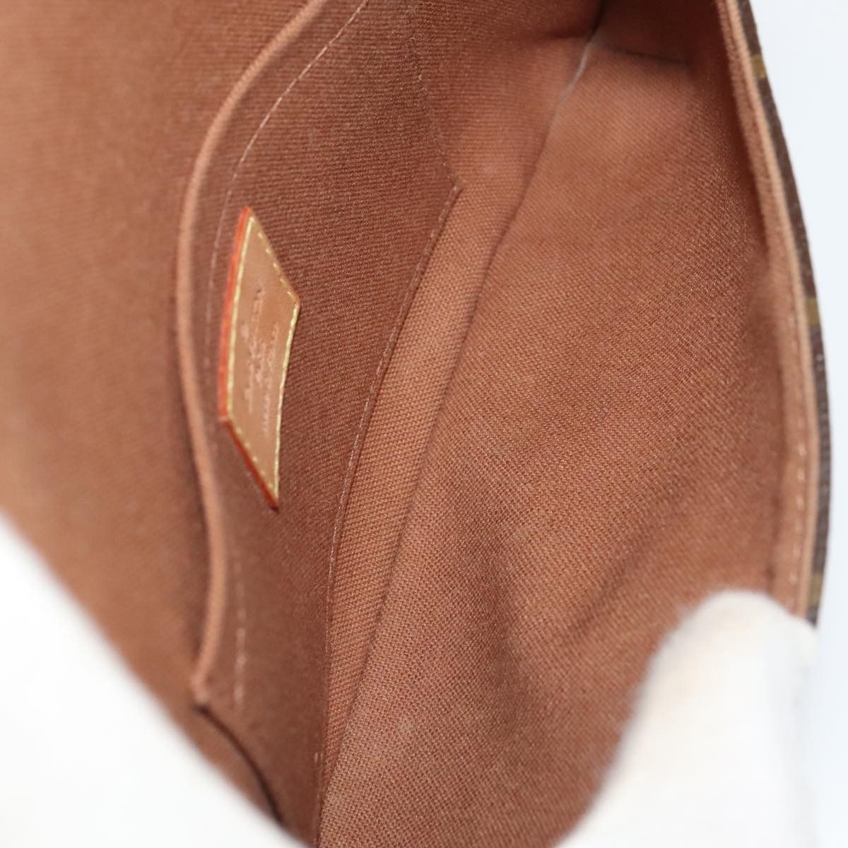 Louis Vuitton Louis Vuitton Pochette Marrell Monogram Canvas Size ONE SIZE - 5 Thumbnail