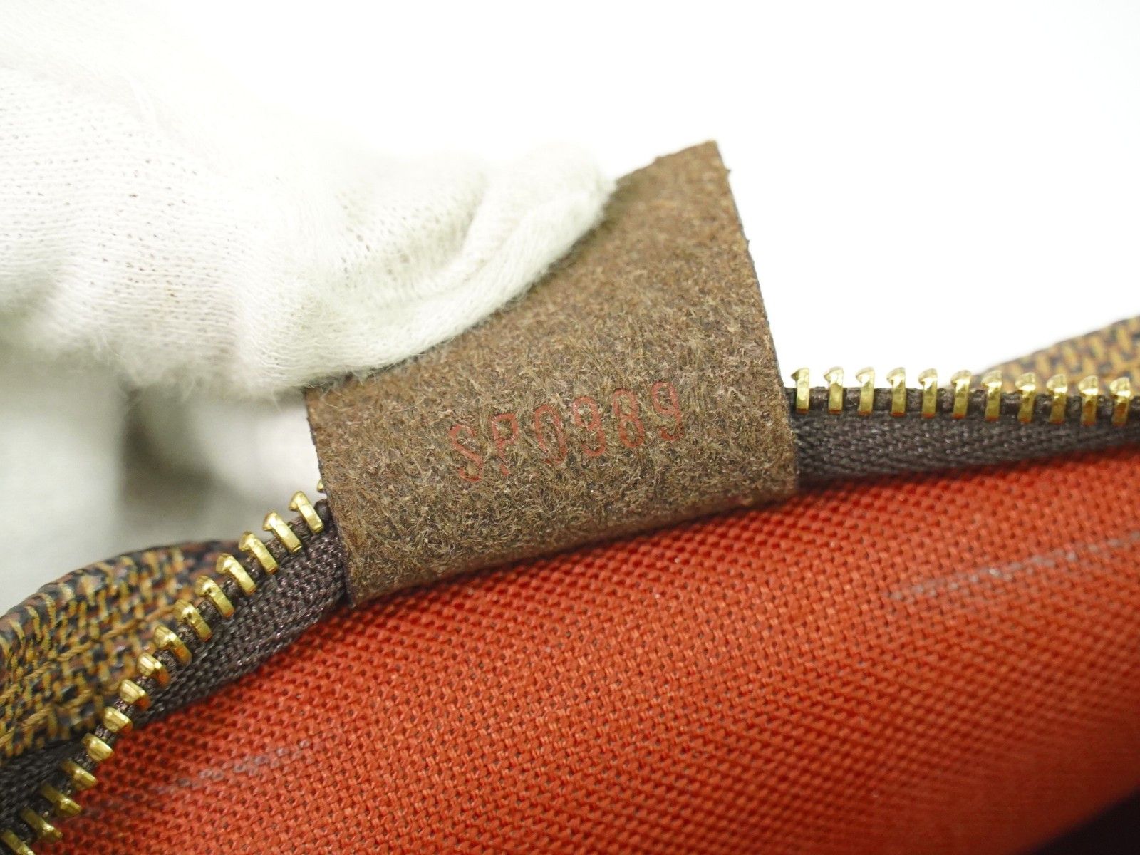 Louis Vuitton Louis Vuitton Trousse Make Up Bag Damier Canvas Size ONE SIZE - 5 Thumbnail