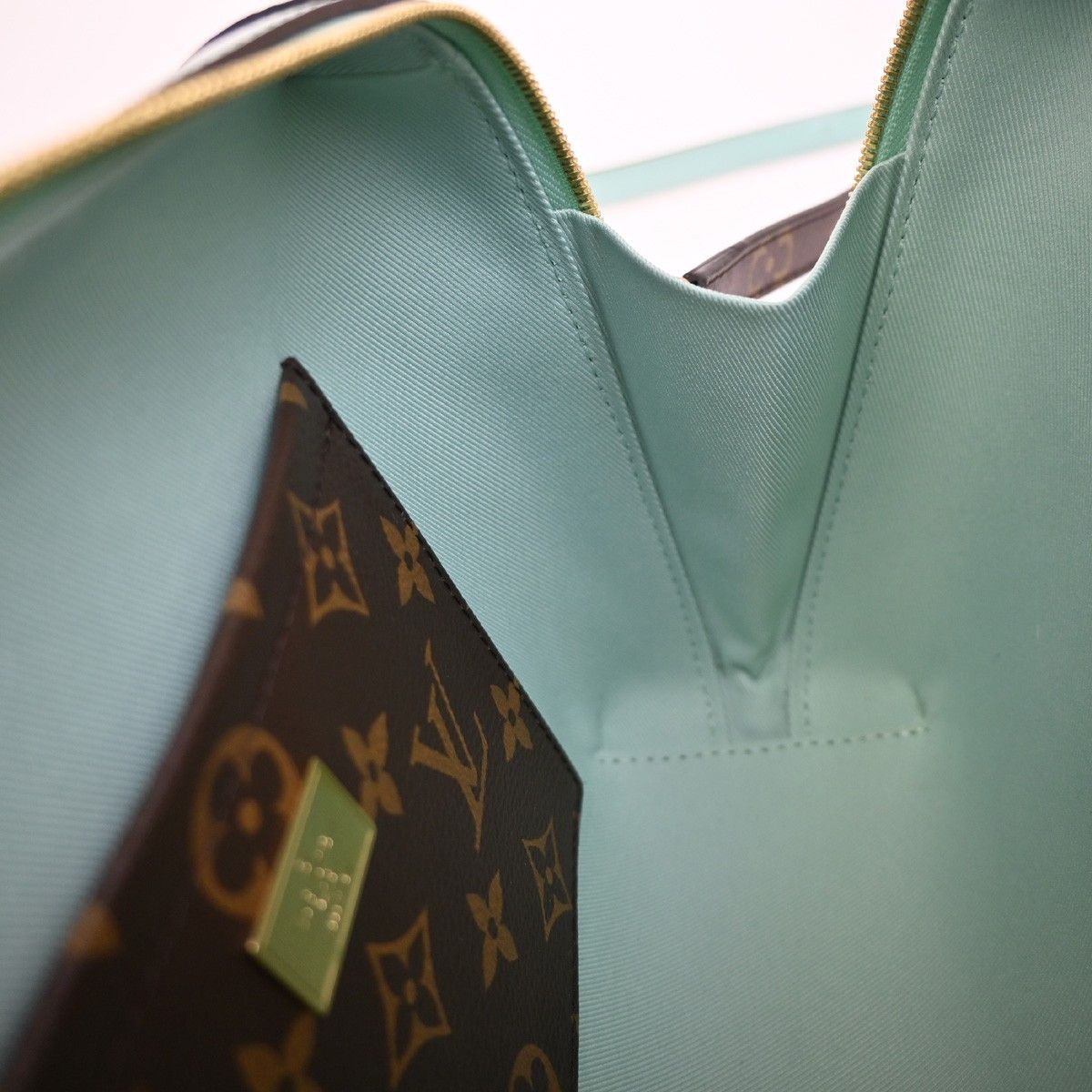 Louis Vuitton Louis Vuitton Venice Handbag Vernis with Monogram Canvas Size ONE SIZE - 15 Thumbnail