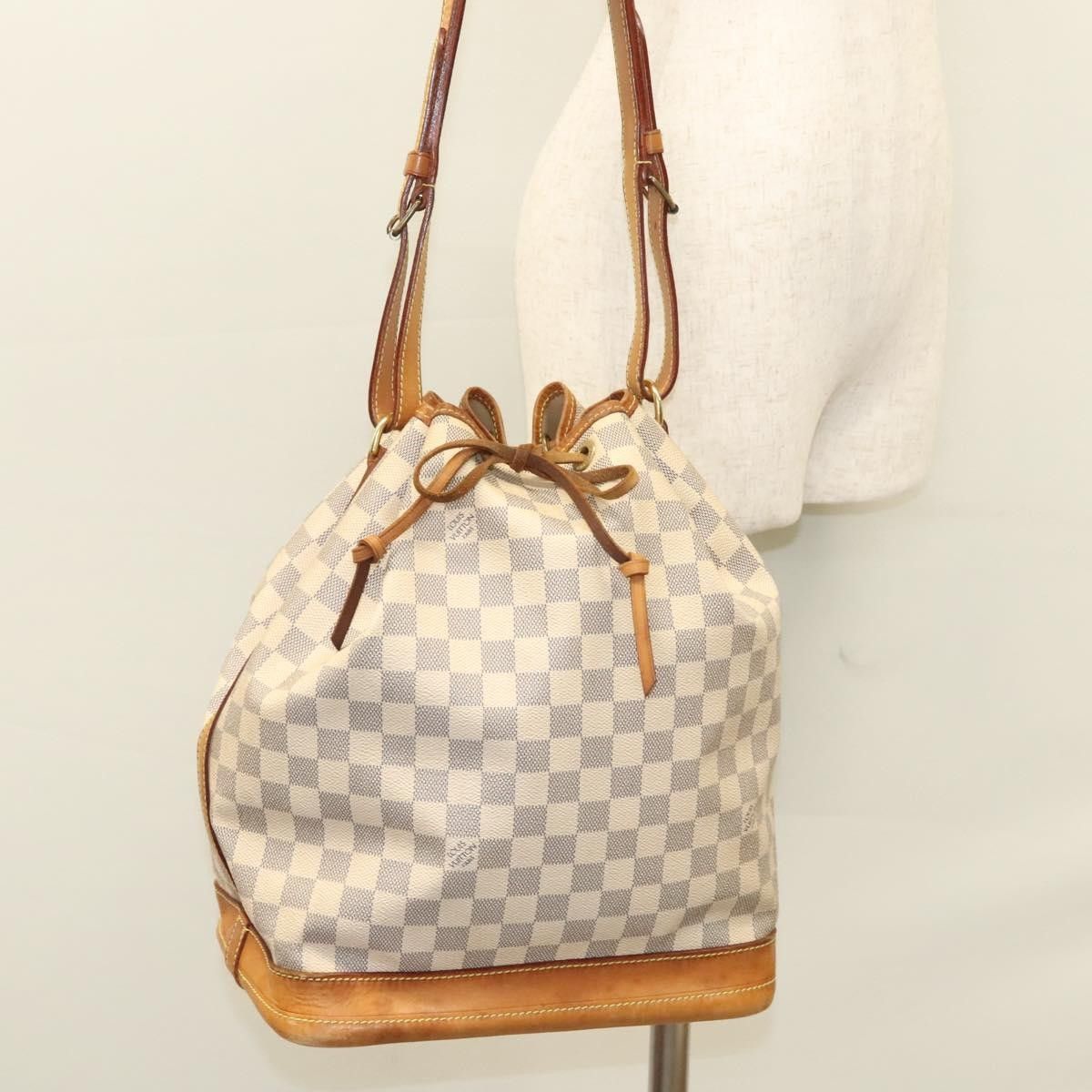 Louis Vuitton Louis Vuitton Noe Handbag Damier Size ONE SIZE - 13 Thumbnail