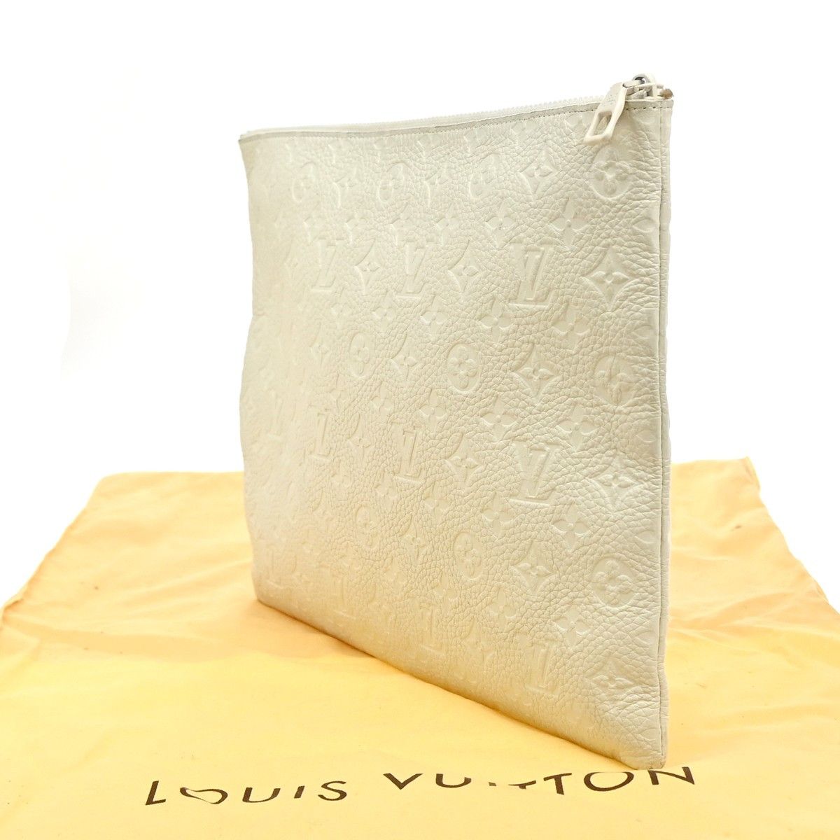 Louis Vuitton Louis Vuitton Pochette A4 Monogram Taurillon Leather Size ONE SIZE - 4 Thumbnail