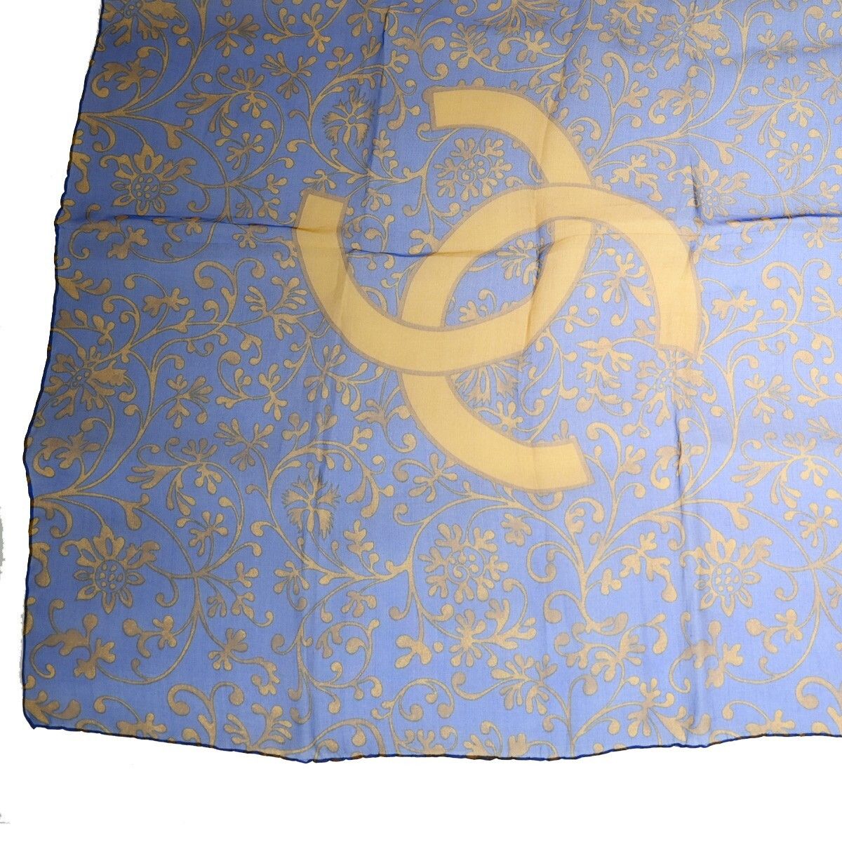 Chanel Chanel Scrunchie and Square Scarf Hair Tie Set Printed Silk Size ONE SIZE - 5 Thumbnail