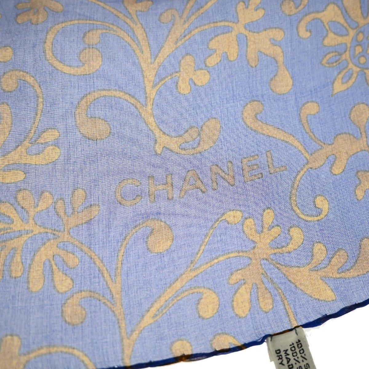 Chanel Chanel Scrunchie and Square Scarf Hair Tie Set Printed Silk Size ONE SIZE - 6 Thumbnail