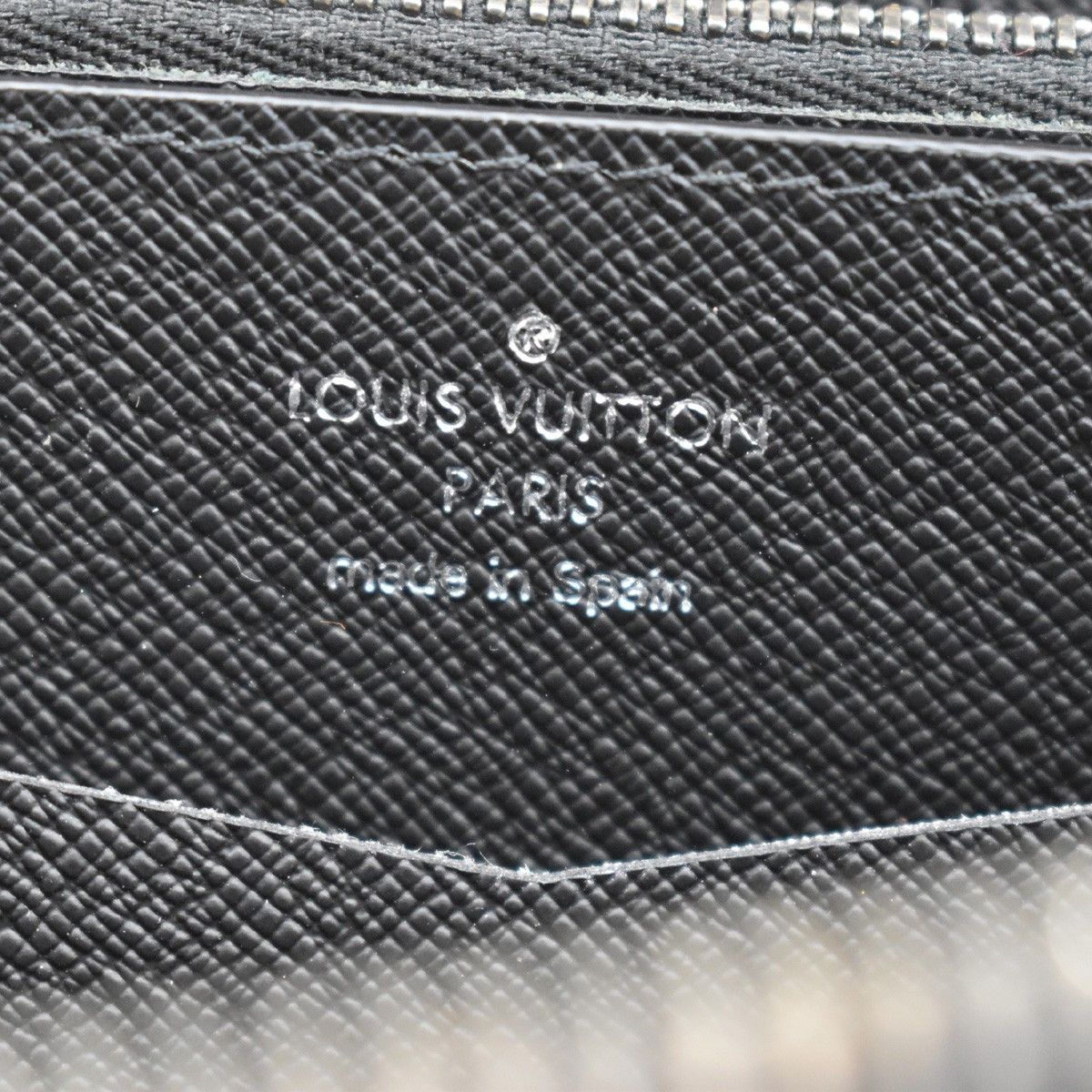 Louis Vuitton Louis Vuitton Zippy XL Monogram Eclipse Leather Size ONE SIZE - 6 Thumbnail