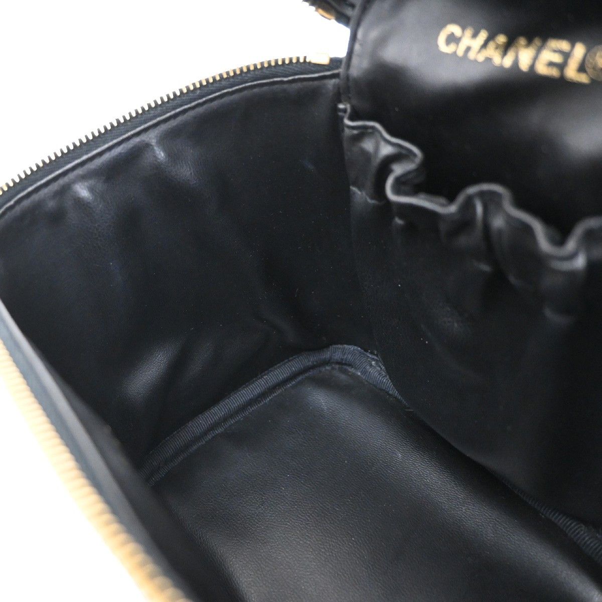 Chanel Chanel Vintage Timeless Vanity Case Caviar Size ONE SIZE - 17 Thumbnail