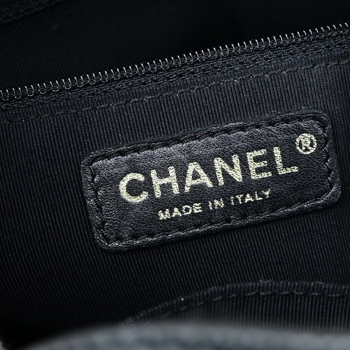 Chanel Chanel Petite Timeless Tote Quilted Calfskin Size ONE SIZE - 6 Thumbnail