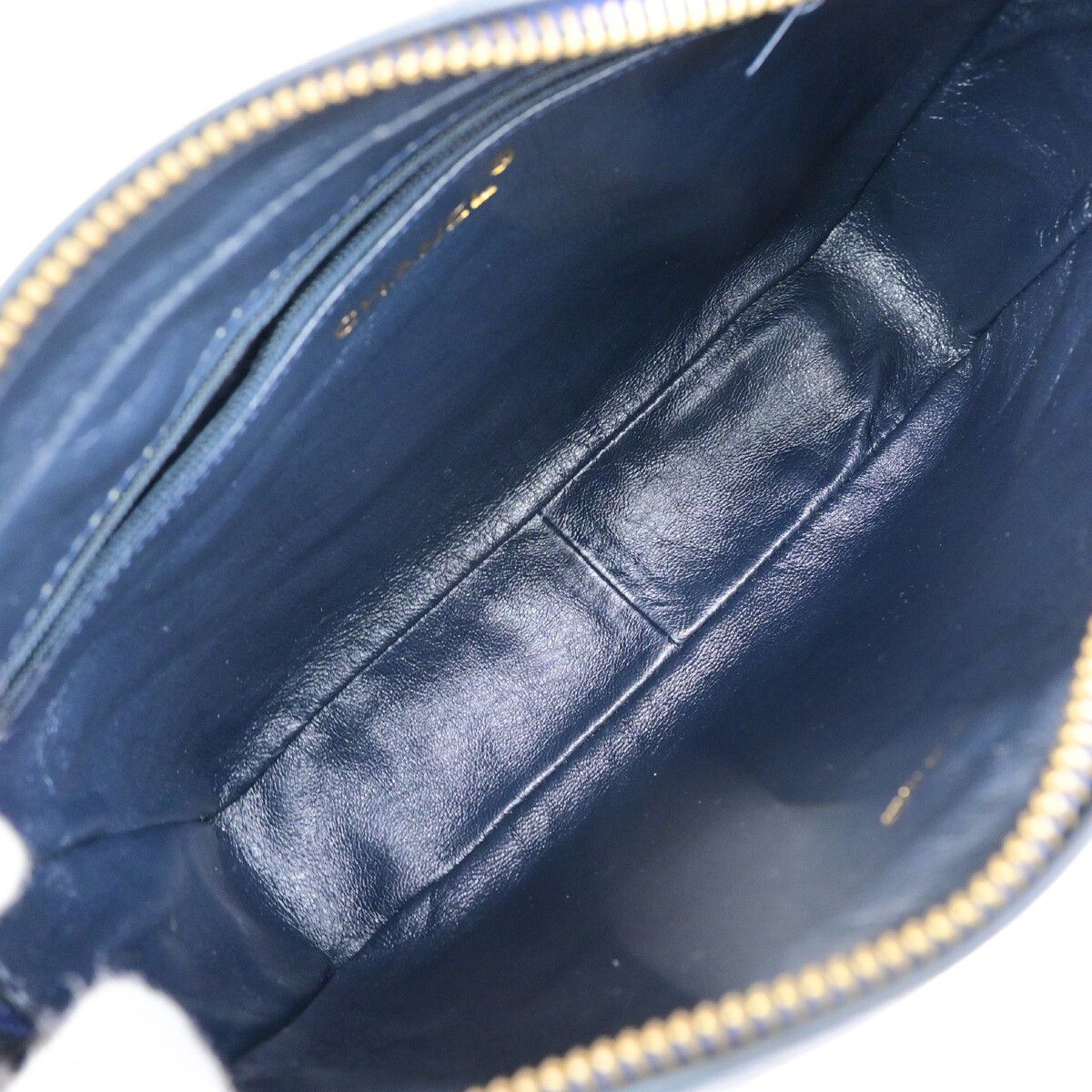 Chanel Chanel Vintage Camera Tassel Bag Quilted Leather Size ONE SIZE - 5 Thumbnail