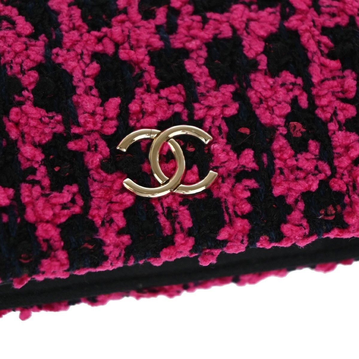Chanel Chanel Chain Around CC Tablet Holder Tweed and Ribbon Size ONE SIZE - 14 Thumbnail