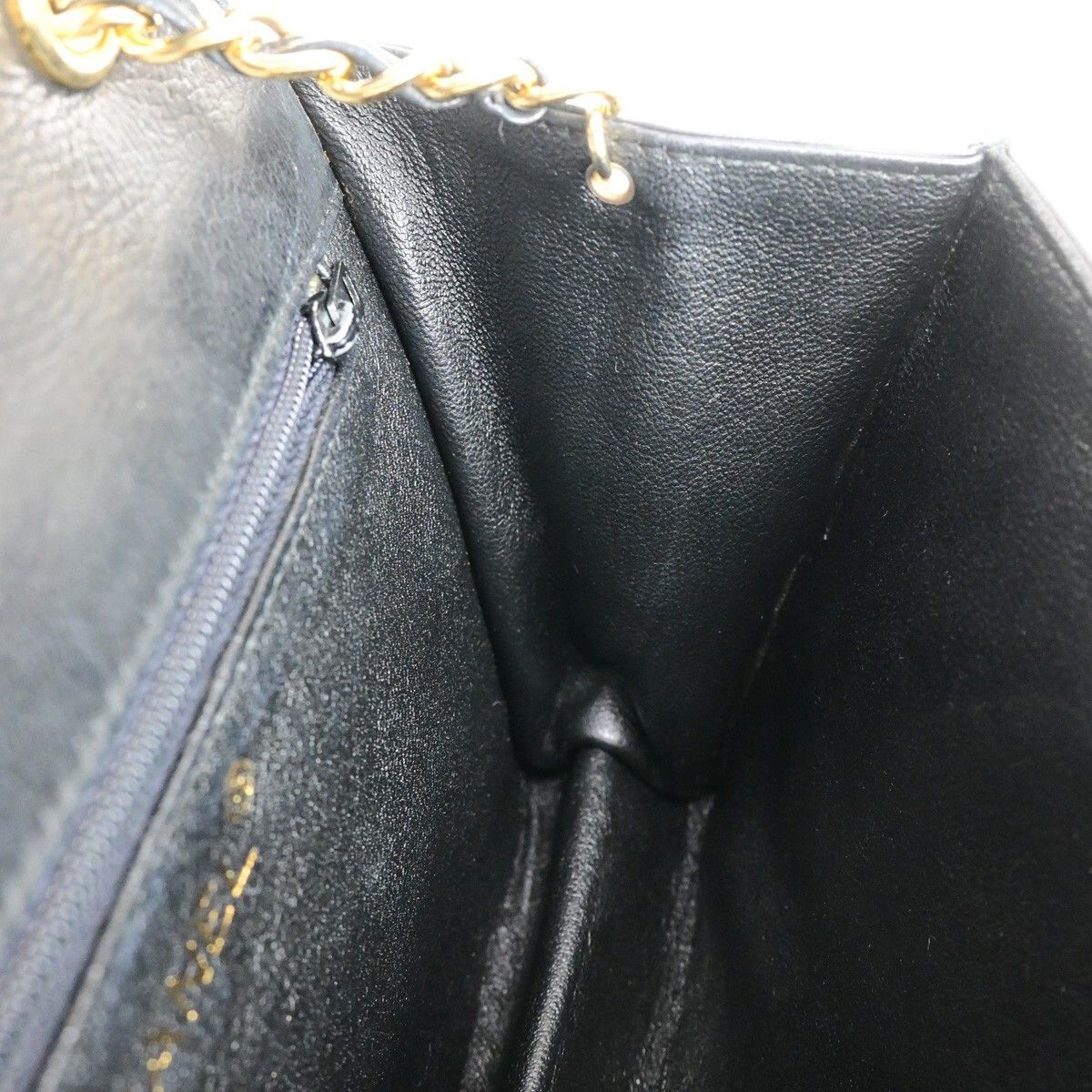 Chanel Chanel Vintage CC Chain Full Flap Bag Quilted Leather Size ONE SIZE - 13 Thumbnail