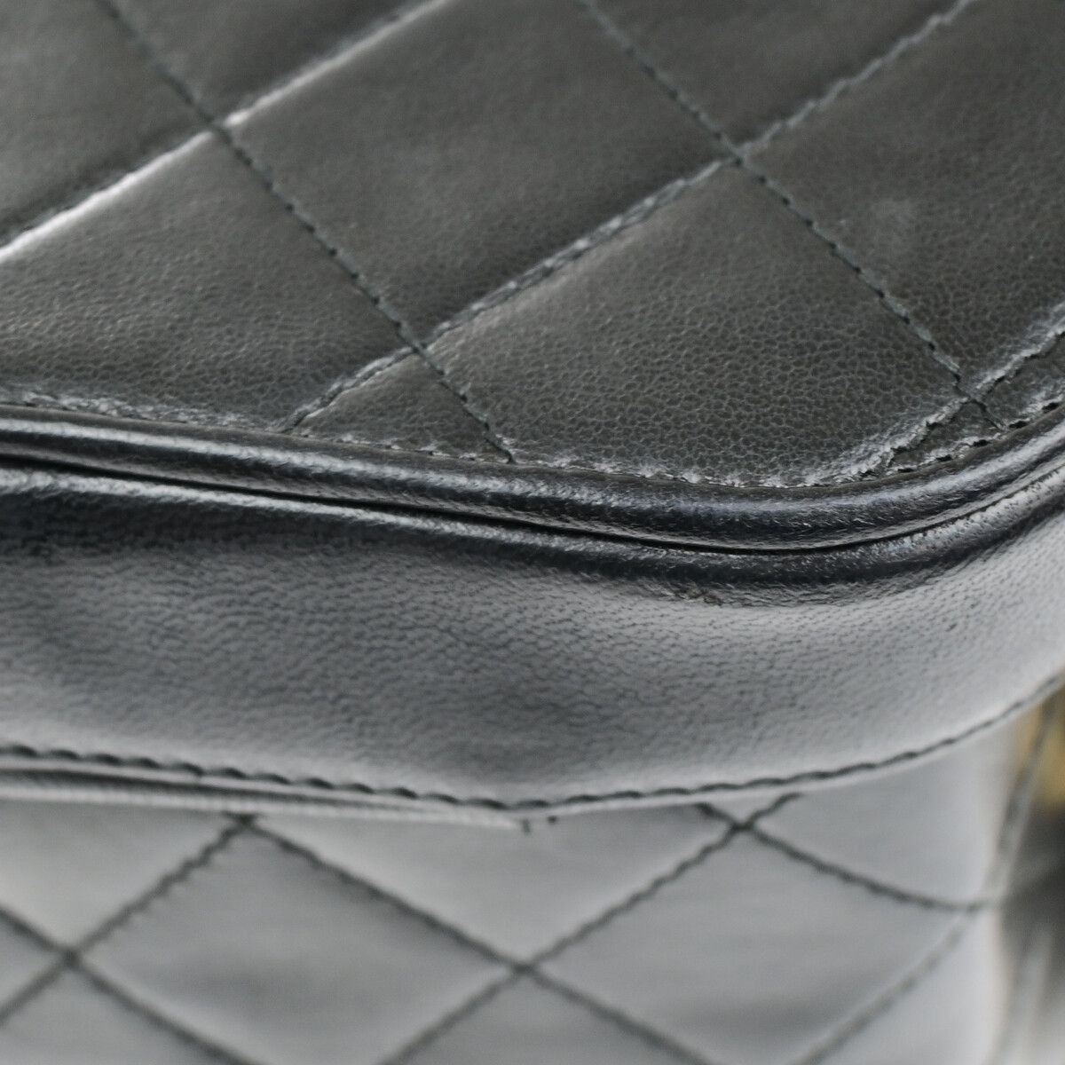 Chanel Chanel Vintage Tassel Box Bag Quilted Leather Size ONE SIZE - 18 Thumbnail