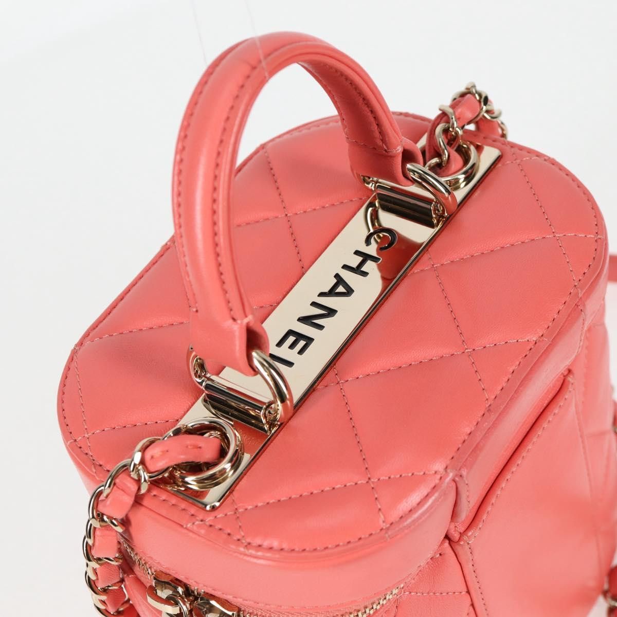 Chanel Chanel Classic Top Handle Vanity Case with Chain Quilted Lambskin Size ONE SIZE - 8 Thumbnail