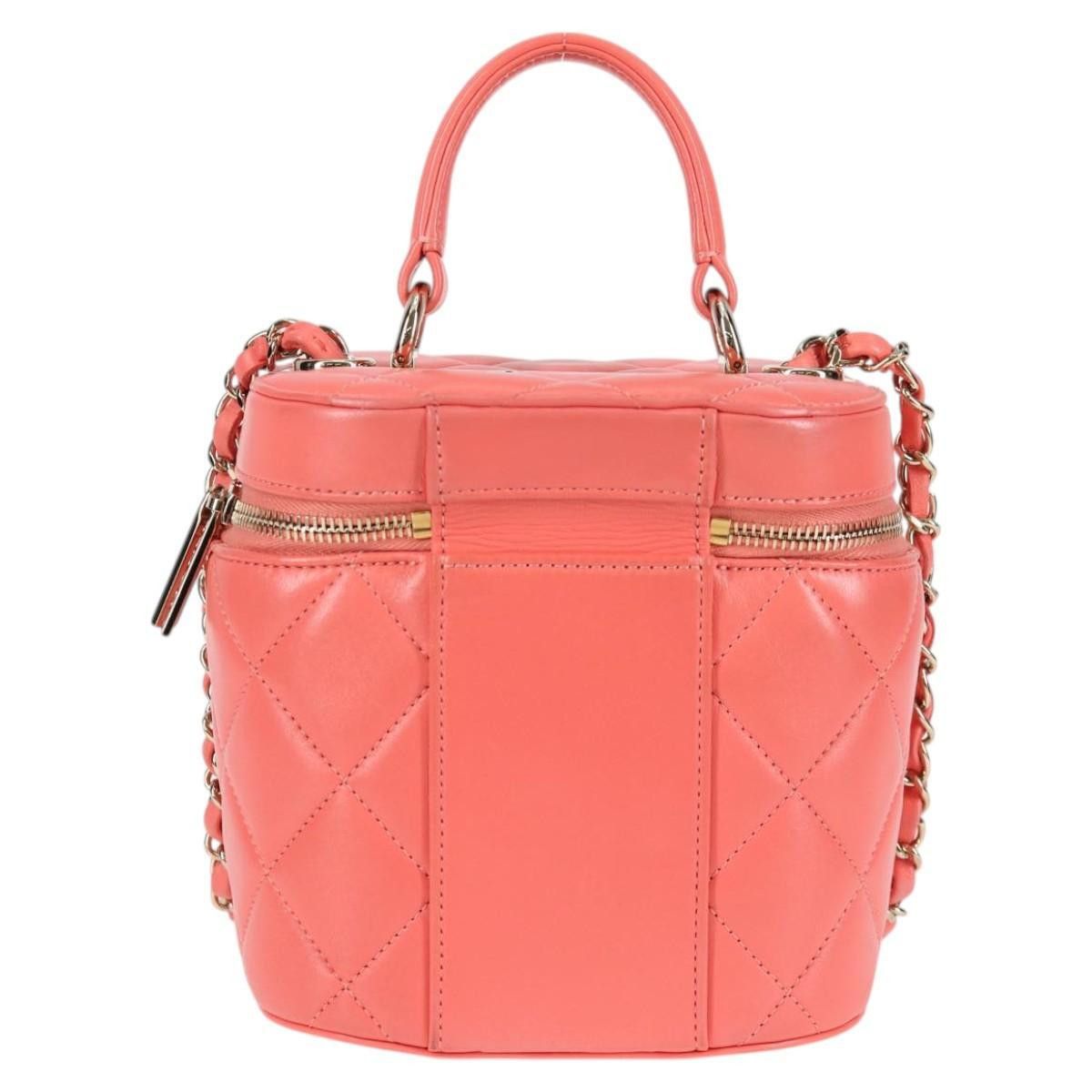Chanel Chanel Classic Top Handle Vanity Case with Chain Quilted Lambskin Size ONE SIZE - 2 Thumbnail