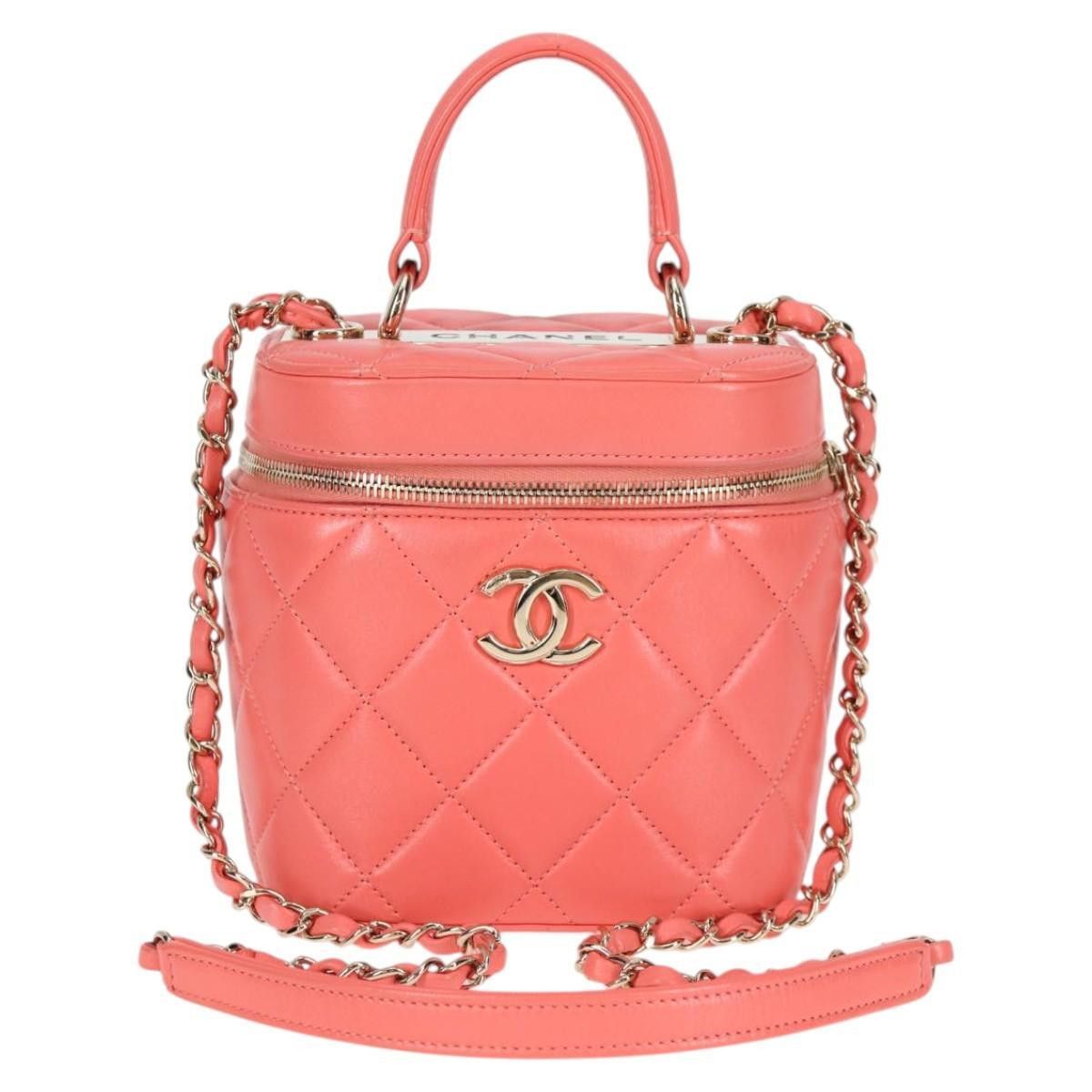 Chanel Chanel Classic Top Handle Vanity Case with Chain Quilted Lambskin Size ONE SIZE - 20 Thumbnail