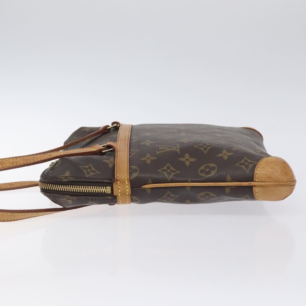 Louis Vuitton Louis Vuitton Coussin Bag Monogram Embossed Lambskin Size ONE SIZE - 4 Thumbnail