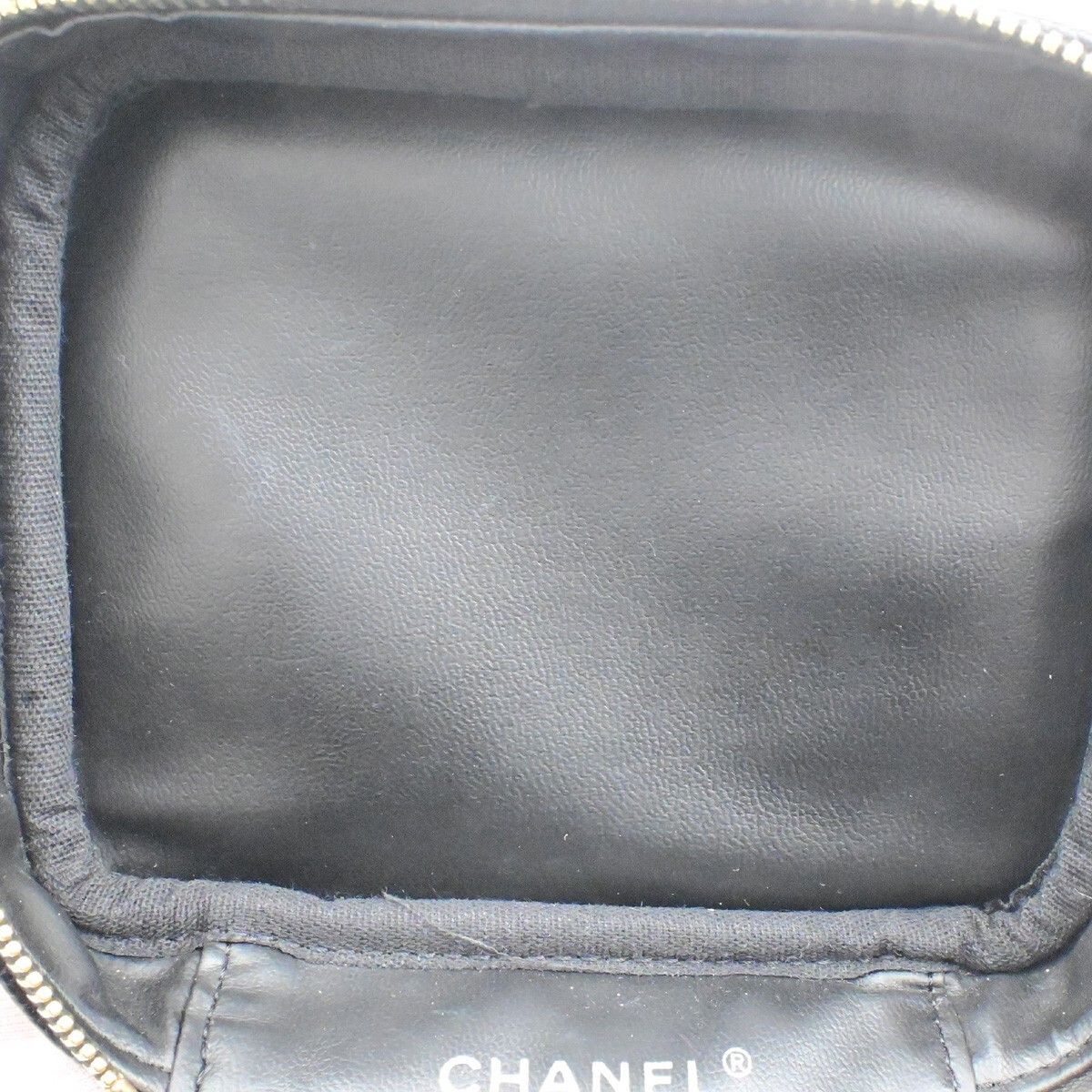 Chanel Chanel Vintage Timeless Cosmetic Case Caviar Size ONE SIZE - 11 Thumbnail