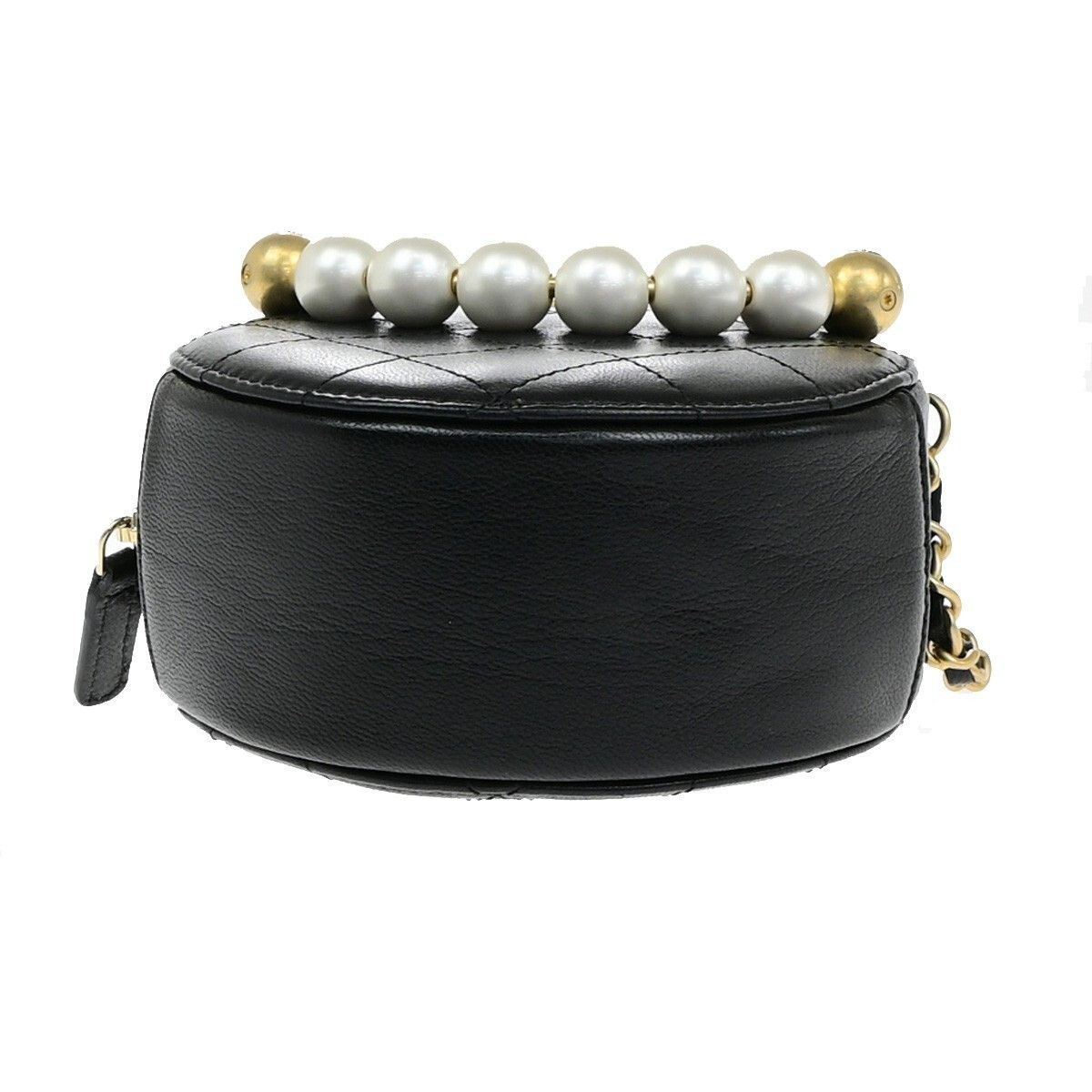 Chanel Chanel Chic Pearls Round Clutch with Chain Quilted Lambskin Size ONE SIZE - 17 Thumbnail