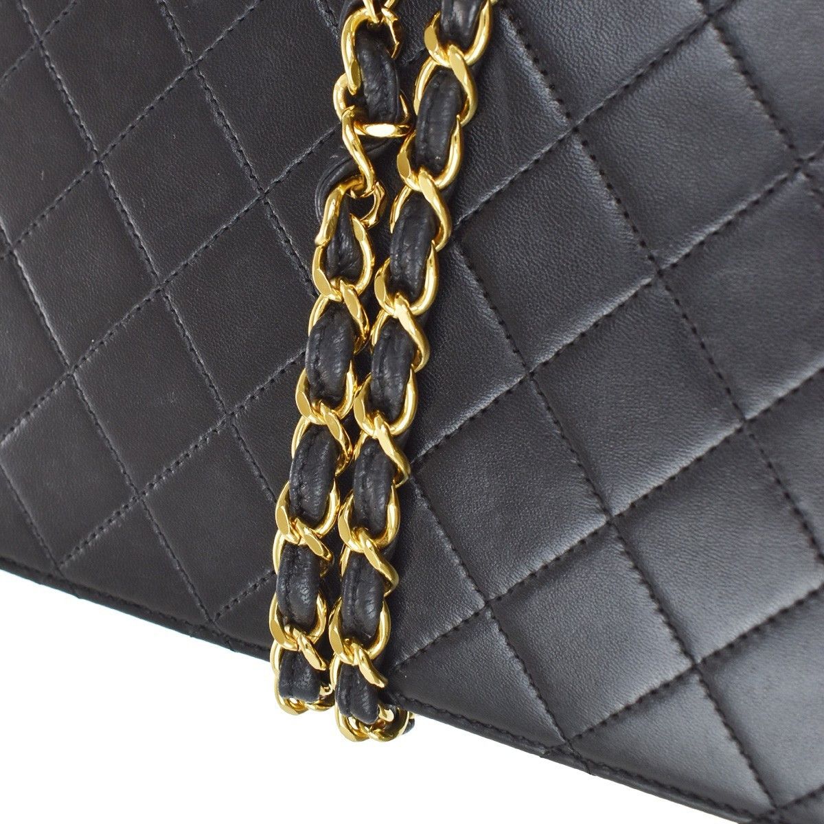 Chanel Chanel Vintage Square Classic Flap Bag Quilted Lambskin Size ONE SIZE - 10 Thumbnail
