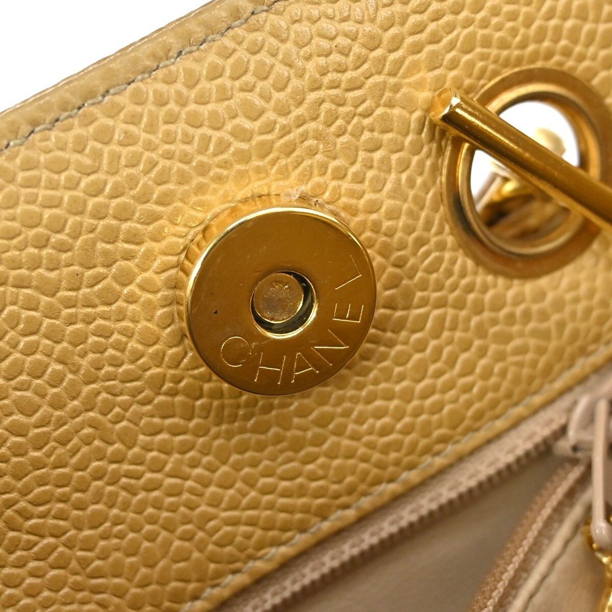 Chanel Chanel Vintage CC Front Pocket shoulder Bag Calfskin Leather Size ONE SIZE - 17 Thumbnail