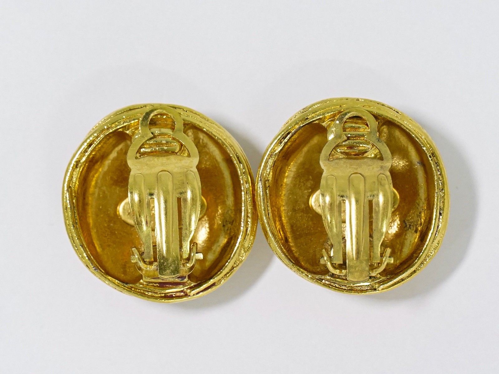 Chanel Chanel Vintage CC Hoop Clip-On Earrings Metal Size ONE SIZE - 2 Thumbnail