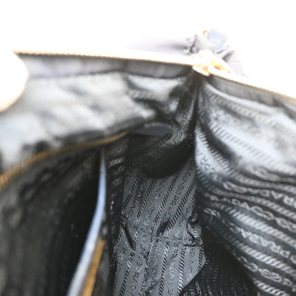 Prada Prada Zip Convertible Shopping Tote Re-Nylon with Saffiano Leather Size ONE SIZE - 12 Thumbnail