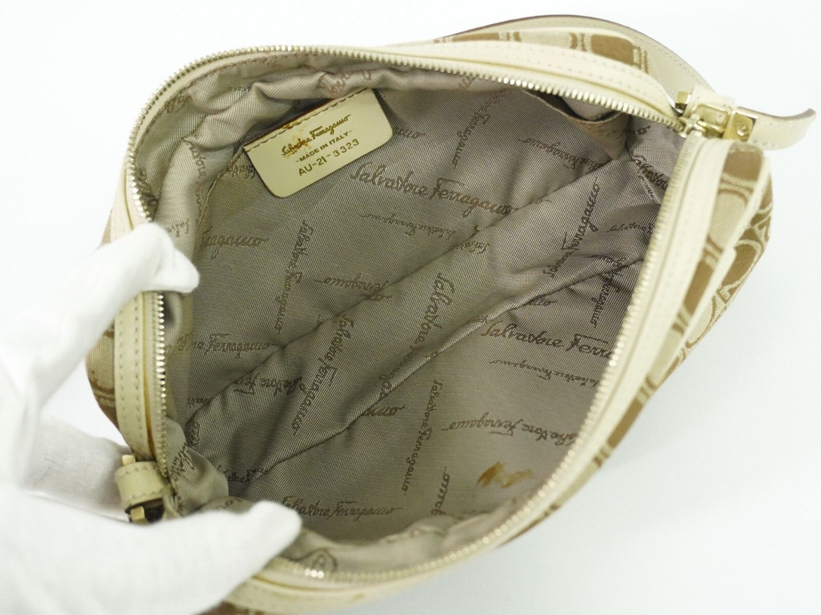 Salvatore Ferragamo Salvatore Ferragamo Gancini Shoulder Bag Canvas Size ONE SIZE - 4 Thumbnail