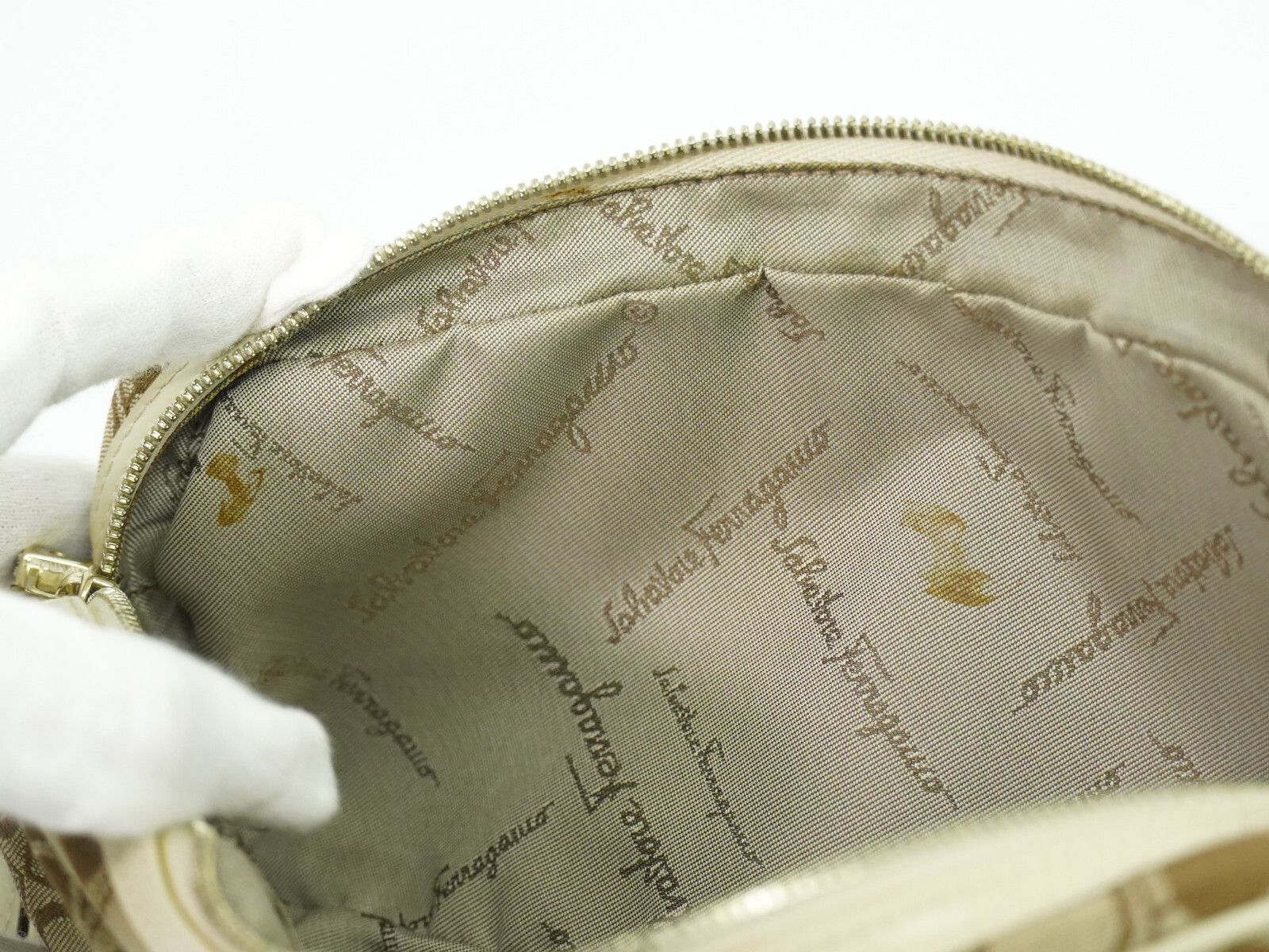 Salvatore Ferragamo Salvatore Ferragamo Gancini Shoulder Bag Canvas Size ONE SIZE - 13 Thumbnail