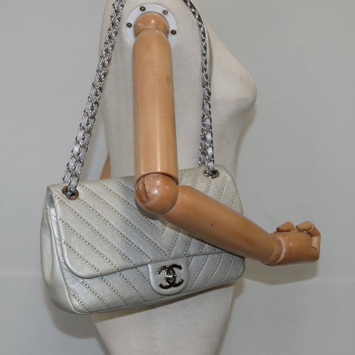 Chanel Chanel Vintage Classic Single Flap Bag Stitched Calfskin Size ONE SIZE - 24 Thumbnail