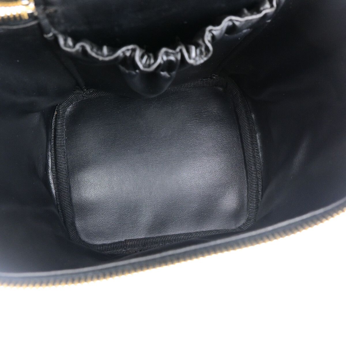Chanel Chanel Vanity pouch Leather Size ONE SIZE - 10 Thumbnail