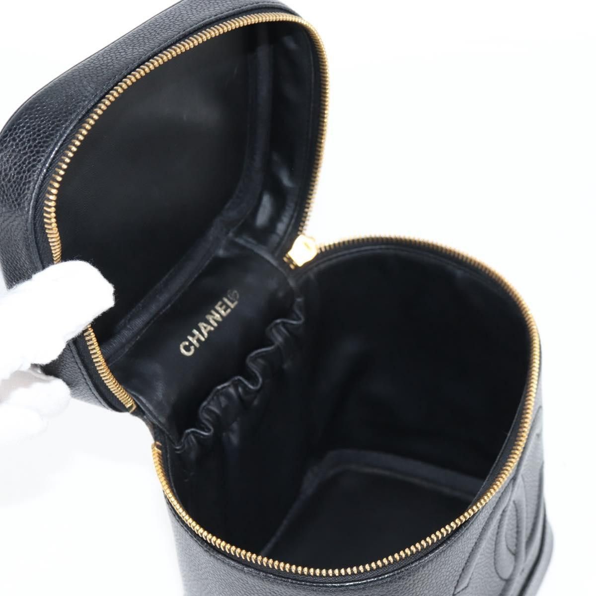Chanel Chanel Vintage Timeless Cosmetic Case Caviar Size ONE SIZE - 17 Thumbnail