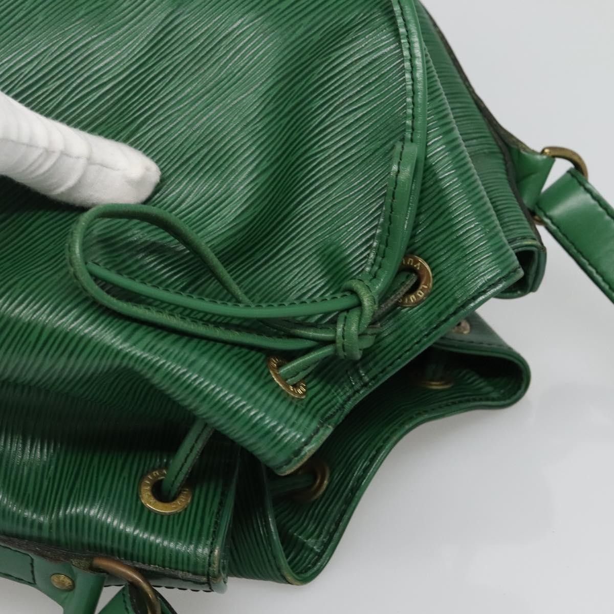 Louis Vuitton Louis Vuitton Petit Noe Handbag Epi Leather Size ONE SIZE - 16 Thumbnail