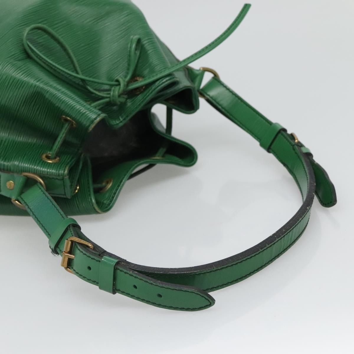 Louis Vuitton Louis Vuitton Petit Noe Handbag Epi Leather Size ONE SIZE - 8 Thumbnail