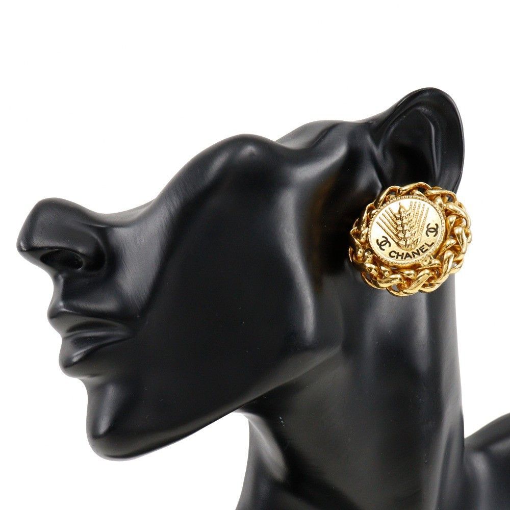 Chanel Chanel Vintage Round CC Clip-On Earrings Metal Size ONE SIZE - 4 Thumbnail
