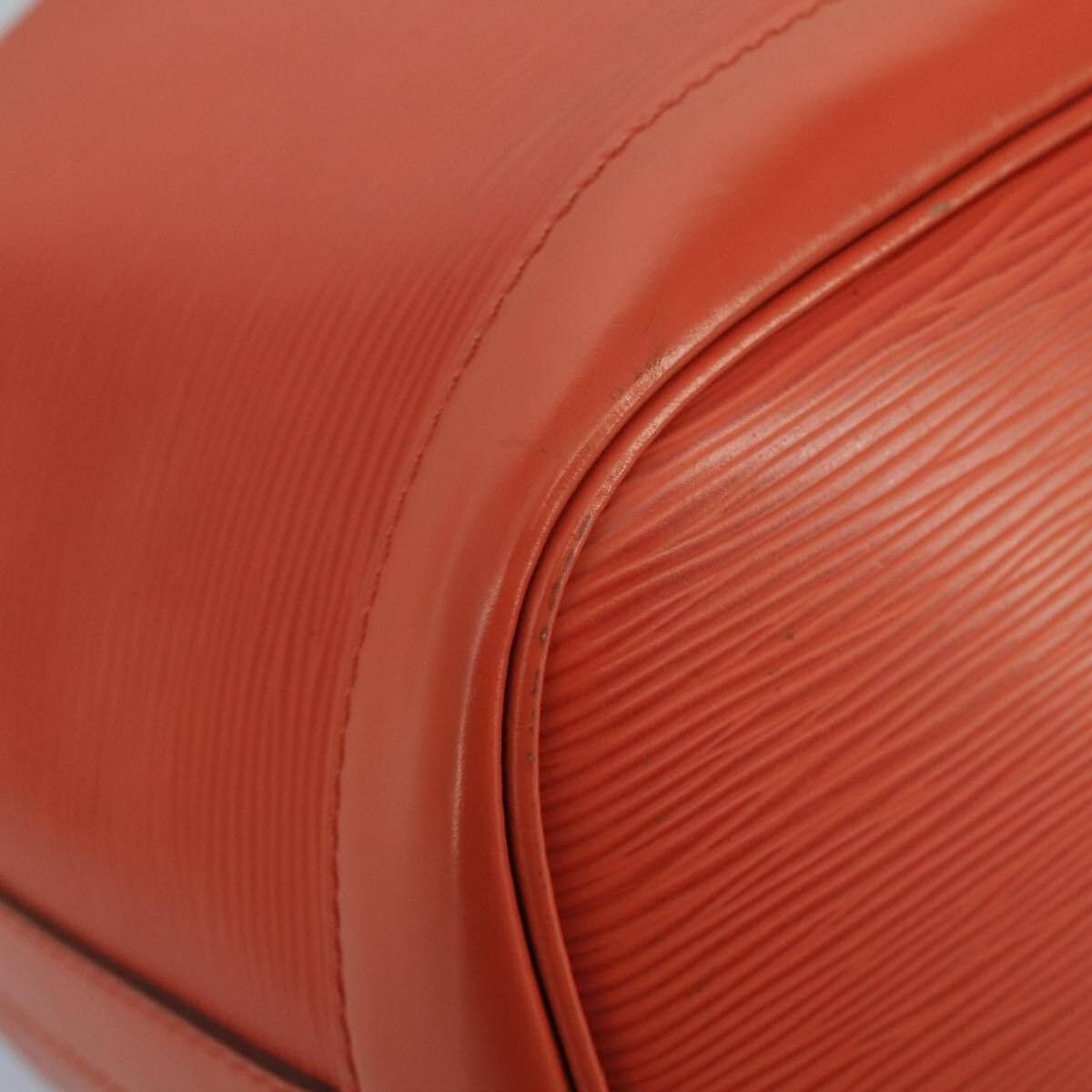 Louis Vuitton Louis Vuitton Noe Handbag Epi Leather Size ONE SIZE - 10 Thumbnail