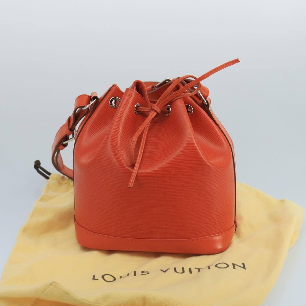 Louis Vuitton Louis Vuitton Noe Handbag Epi Leather Size ONE SIZE - 15 Thumbnail