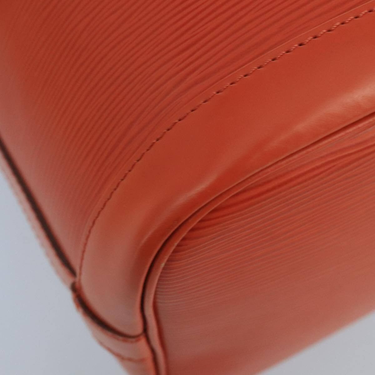 Louis Vuitton Louis Vuitton Noe Handbag Epi Leather Size ONE SIZE - 11 Thumbnail