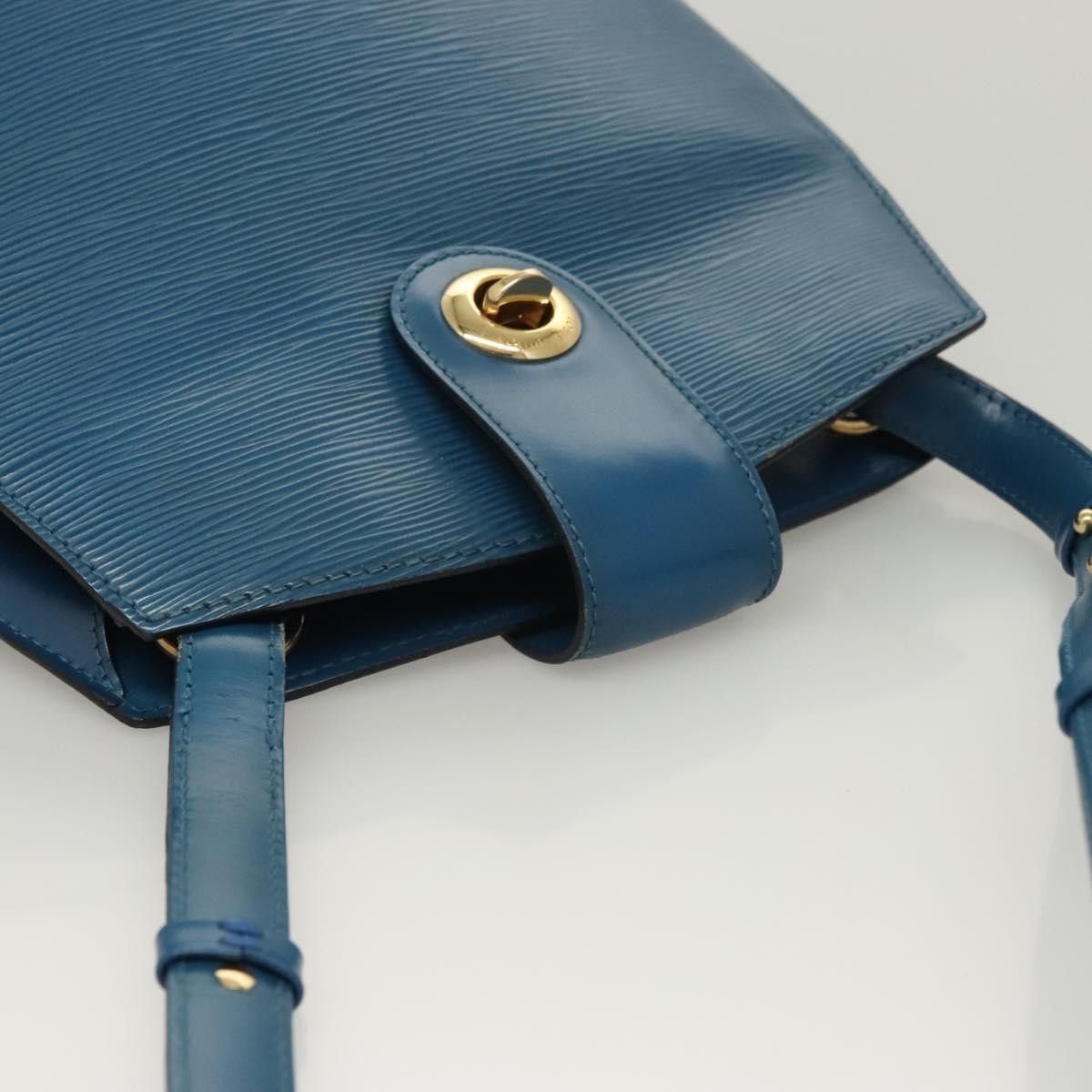 Louis Vuitton Louis Vuitton Cluny Shoulder Bag Epi Leather Size ONE SIZE - 17 Thumbnail