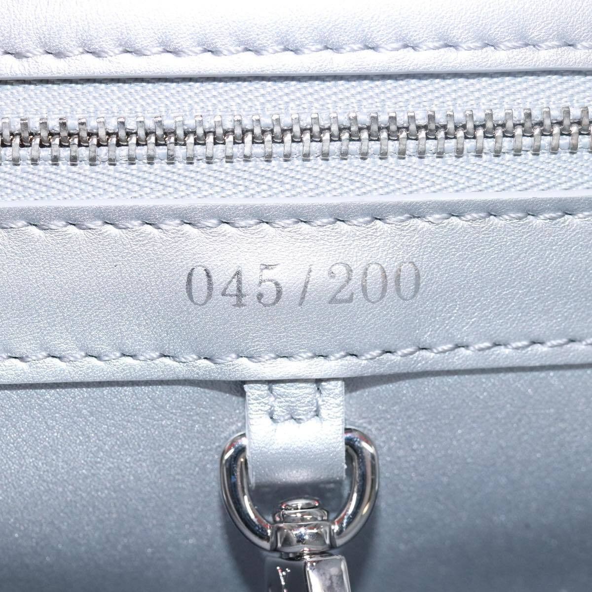 Louis Vuitton Louis Vuitton Capucines Bag Leather with Resin Size ONE SIZE - 8 Thumbnail