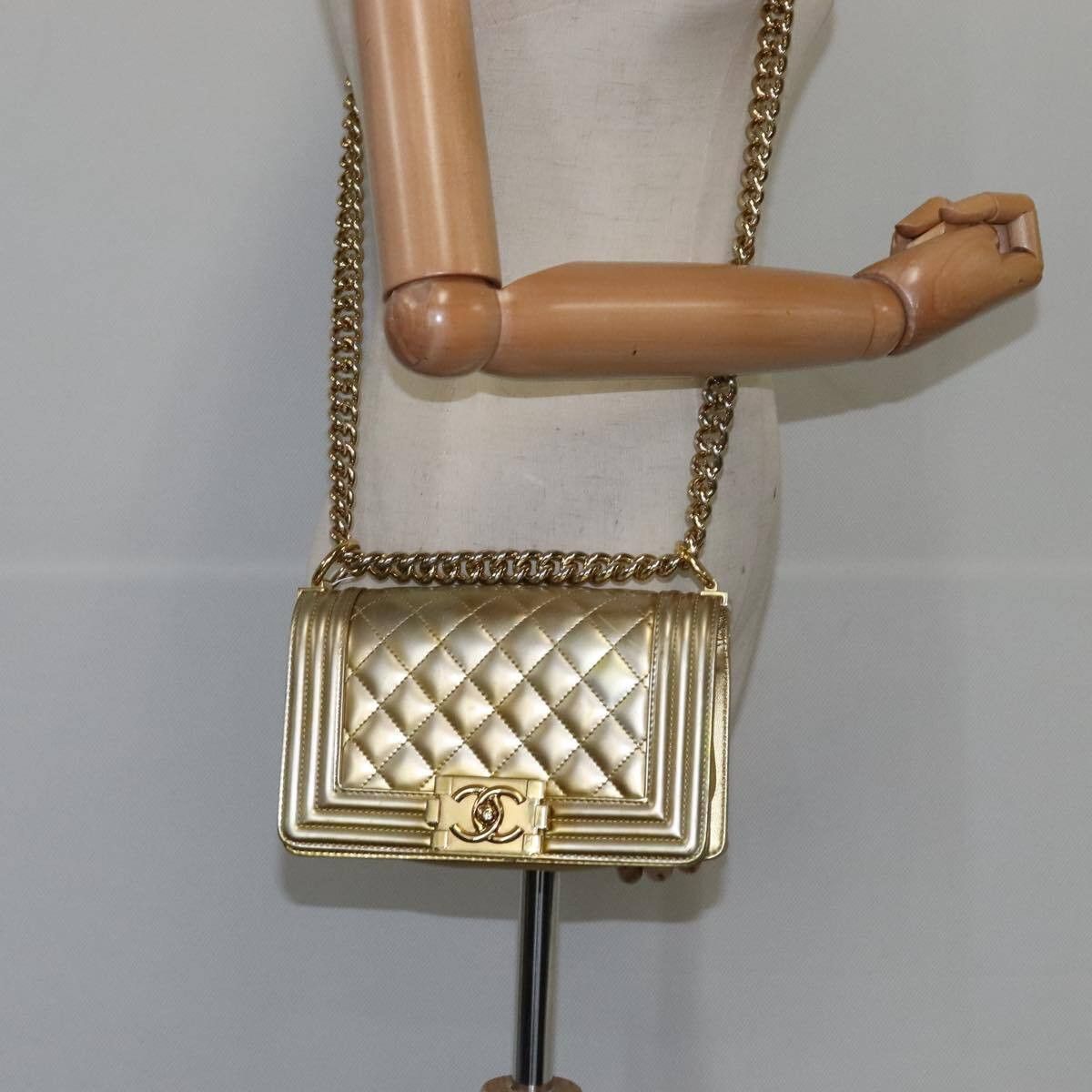 Chanel Chanel Boy Flap Bag Quilted Patent Size ONE SIZE - 14 Thumbnail