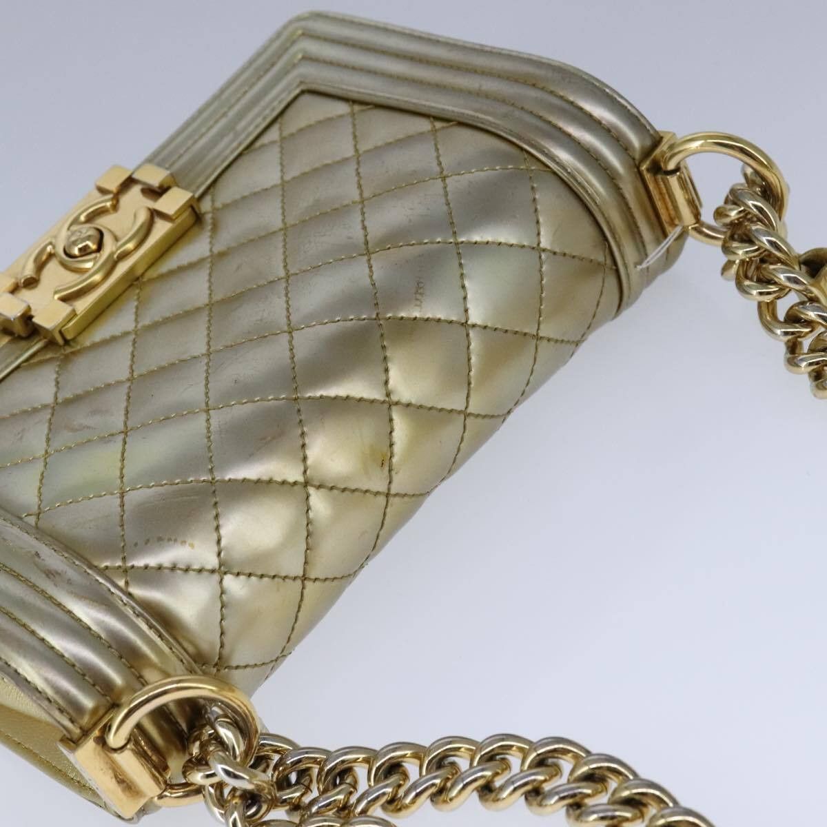 Chanel Chanel Boy Flap Bag Quilted Patent Size ONE SIZE - 16 Thumbnail