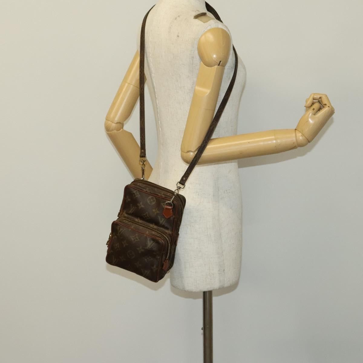 Louis Vuitton Louis Vuitton Amazone Bag Monogram Canvas Size ONE SIZE - 13 Thumbnail