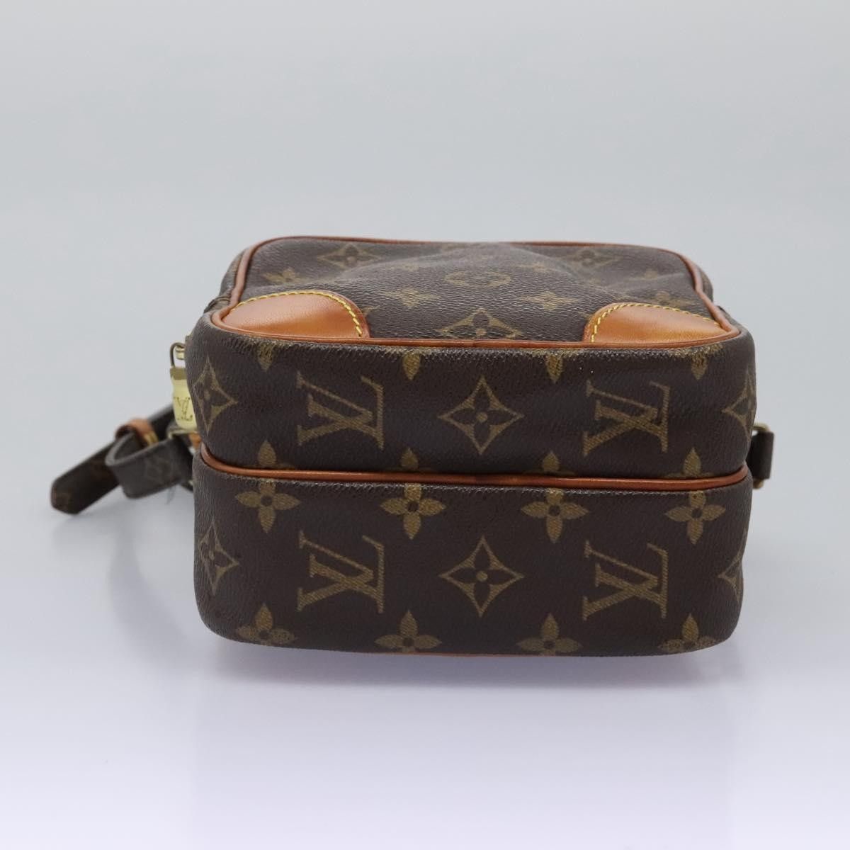 Louis Vuitton Louis Vuitton Amazone Bag Monogram Canvas Size ONE SIZE - 21 Thumbnail